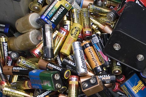富民东村三元锂电池回收价格-铁锂电池回收哪家好-[专业回收叉车蓄电池]
