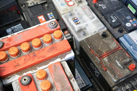 嘉兴电池片回收厂家|废旧干电池回收
